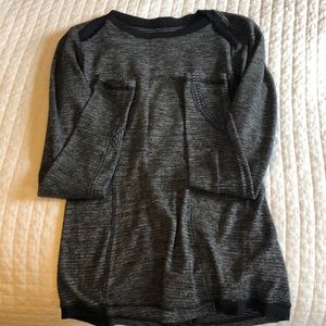Lulu lemon pull over